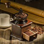 Moulin à café manuel en bois